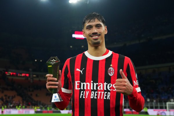Whole market: Manchester City s quotation of 60 million euros Reindes, Turin targets Rich 30 million for Milan