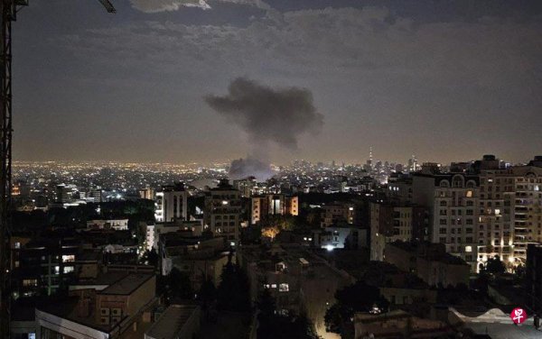 Israeli air strikes Iran, stock market falls gold Swiss franc rises