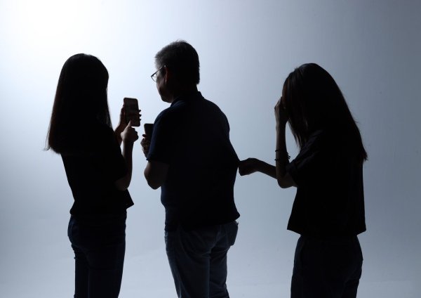 The single-net mother felt sorry for Yuanmao when she was mistressed for five years. The psychological counselor revealed that there are two common reasons for men’s affair in marriage. How to effecti