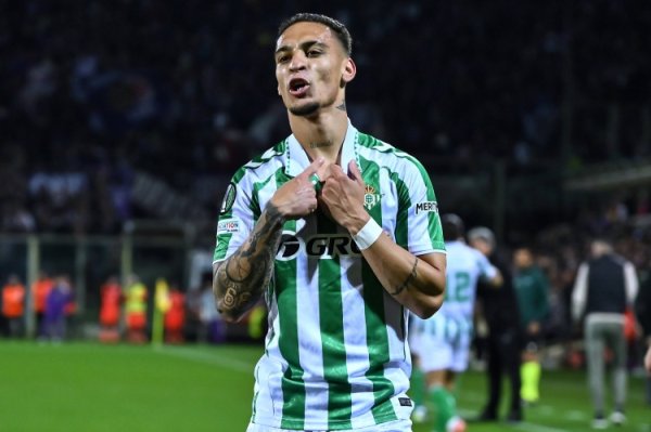 Spanish media: Betis restarts negotiations to introduce Anthony, and the players have expressed their willingness to leave the team to Manchester United