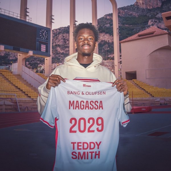 French media: West Ham United s 16 million euros + 3 million bonus quote for Magasa, Forest s quotation for 17 million