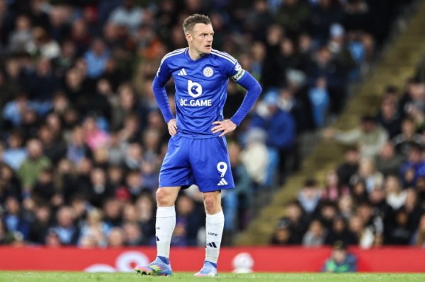 Romano: Cremona is pushing for signing 38-year-old Vardy, who will make a decision soon