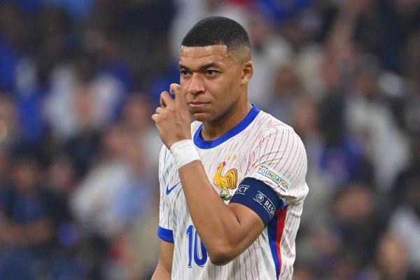 L Equipe: Mbappe and Konate return to train with the French team, but still undergo adaptive training