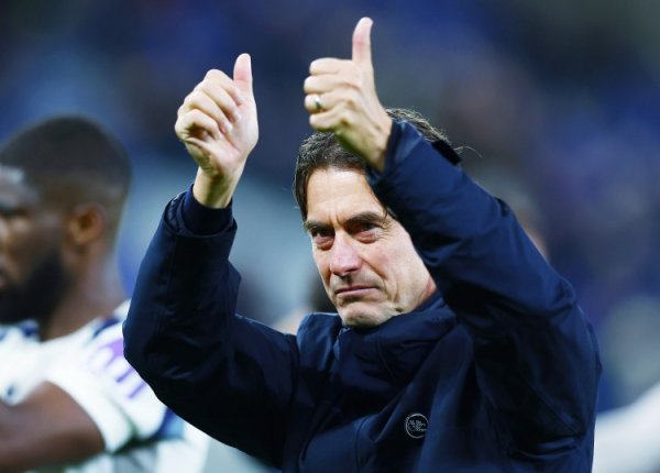 Tottenham are unbeaten in six consecutive league games against Manchester United, tying the team s record set in 1921