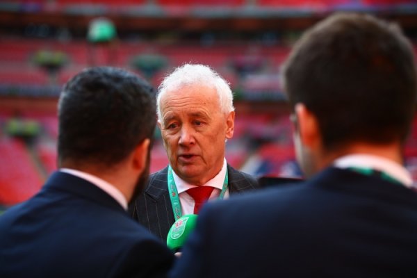 Guardian: EFL to oppose radical proposals for salary cap and luxury tax overruns by League One clubs