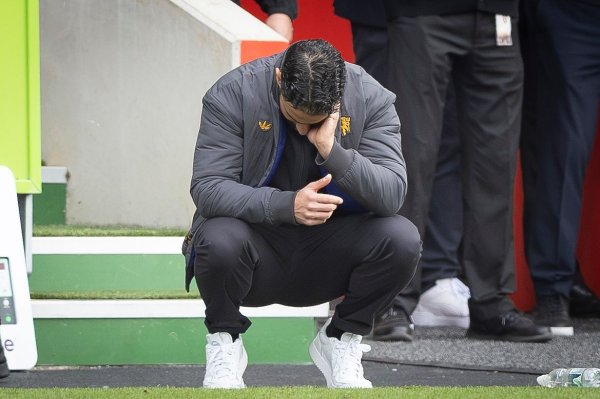 11 beats 10 for 80 minutes! Reporter: Why don’t the three defenders adjust? The accumulated hope was extinguished